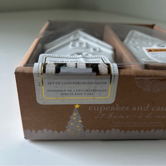 New Christmas Village Set of 2 - Picture 8 of 12